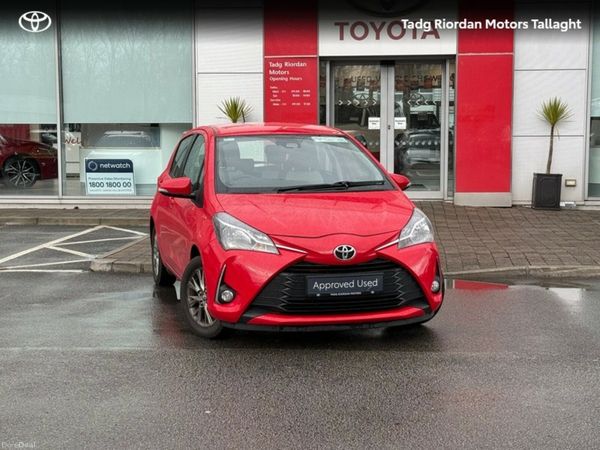 Toyota Yaris Hatchback, Petrol, 2019, Red