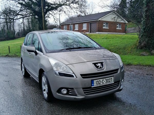 Peugeot 5008 MPV, Diesel, 2013, Grey