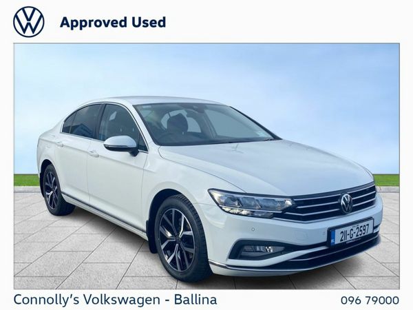 Volkswagen Passat Saloon, Diesel, 2021, White
