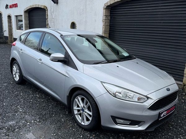 Ford Focus Hatchback, Petrol, 2016, Silver