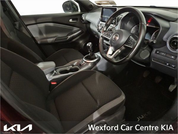 Nissan Juke SUV, Petrol, 2021, Red