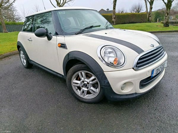 Mini One Hatchback, Diesel, 2013, White