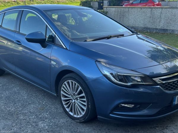 Vauxhall Astra Hatchback, Diesel, 2016, Blue