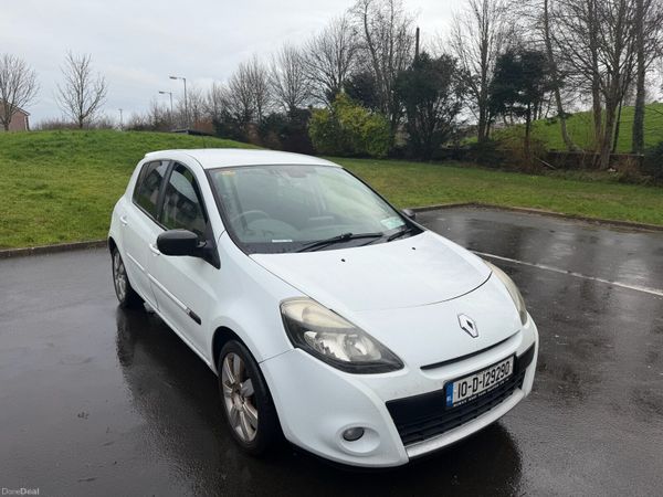 Renault Clio Hatchback, Diesel, 2010, White