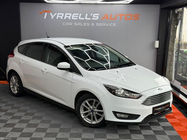 Ford Focus Hatchback, Petrol, 2016, White