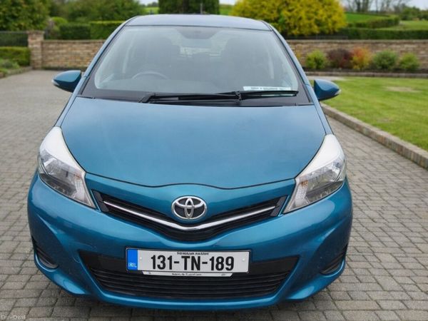 Toyota Yaris Hatchback, Petrol, 2013, Green