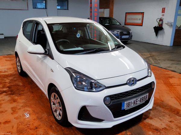 Hyundai i10 Hatchback, Petrol, 2018, White