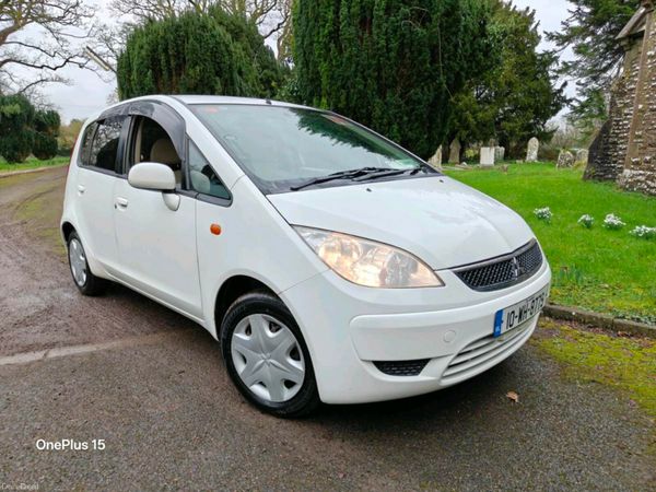 Mitsubishi Colt MPV, Petrol, 2010, White