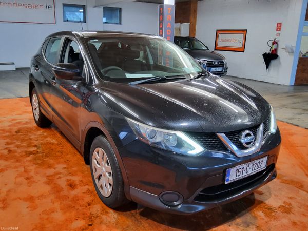 Nissan Qashqai Hatchback, Diesel, 2015, Black