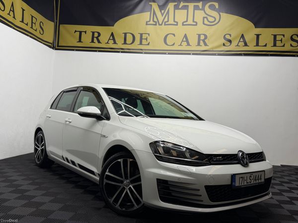 Volkswagen Golf Hatchback, Diesel, 2017, White