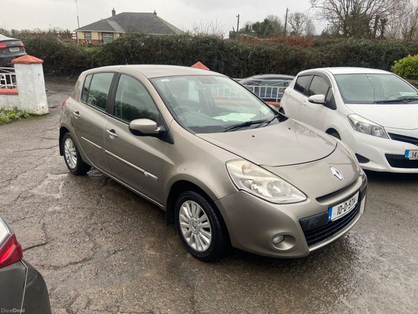 Renault Clio Hatchback, Ethanol Petrol, 2010, Gold