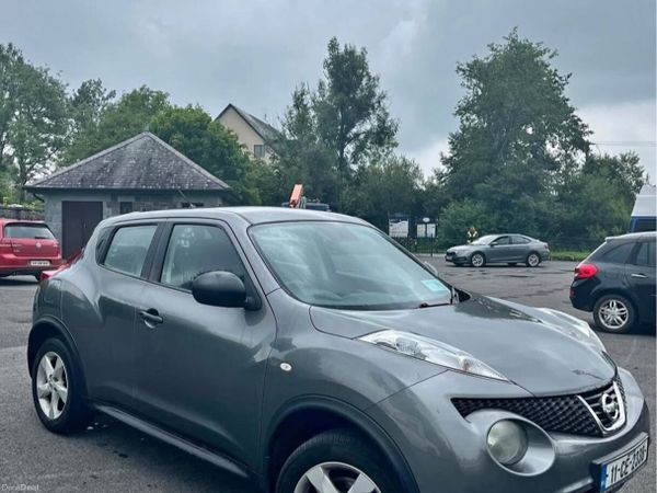 Nissan Juke SUV, Petrol, 2011, Grey