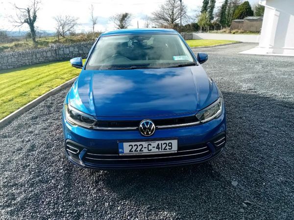Volkswagen Polo Hatchback, Petrol, 2022, Blue