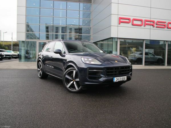 Porsche Cayenne SUV, Petrol Plug-in Hybrid, 2024, Blue
