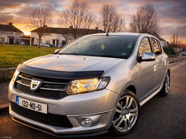 Dacia Sandero Hatchback, Diesel, 2013, Silver