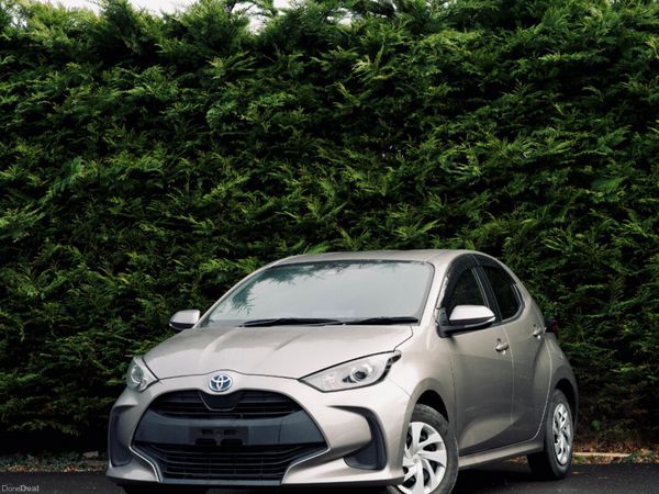 Toyota Yaris Hatchback, Petrol, 2020, Brown