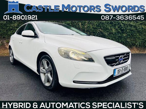 Volvo V40 Hatchback, Petrol, 2015, White