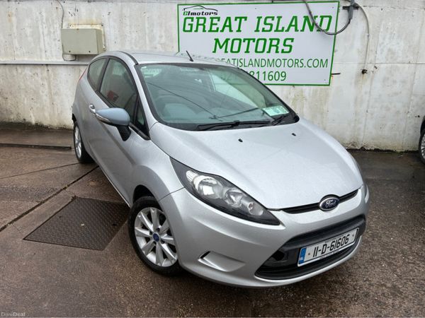 Ford Fiesta Hatchback, Petrol, 2011, Silver