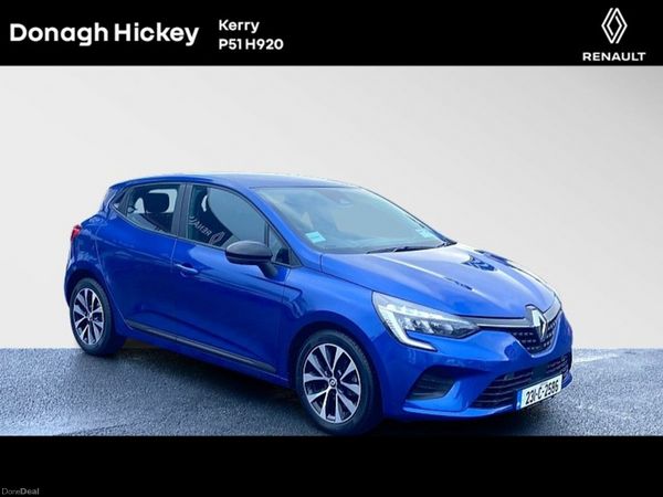 Renault Clio Hatchback, Petrol, 2023, Blue