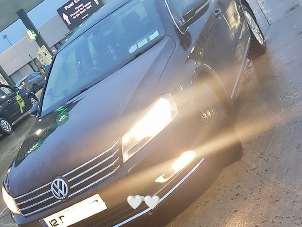 Volkswagen Passat Saloon, Diesel, 2012, Black