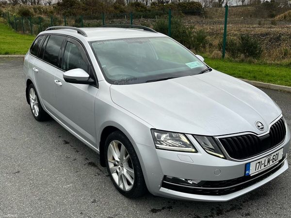Skoda Octavia Hatchback, Diesel, 2017, Silver
