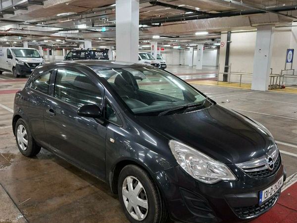 Opel Corsa Hatchback, Petrol, 2013, Black
