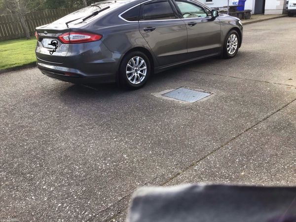 Ford Mondeo Hatchback, Diesel, 2017, Grey