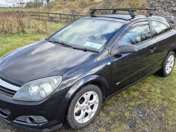 Opel Astra Hatchback, Petrol, 2005, Black