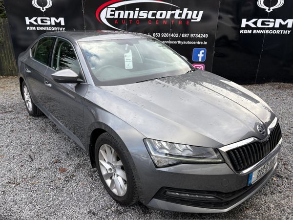 Skoda Superb Hatchback, Diesel, 2022, Grey