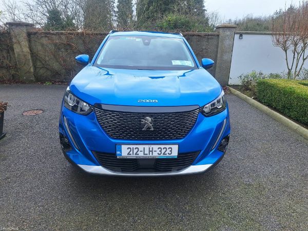 Peugeot 2008 MPV, Petrol, 2021, Blue