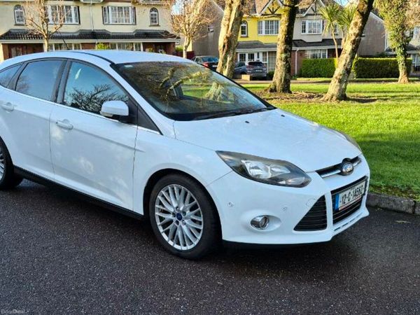 Ford Focus Hatchback, Diesel, 2012, White