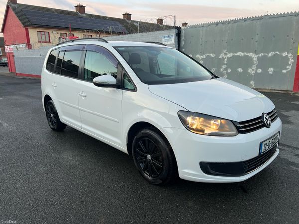 Volkswagen Touran MPV, Petrol, 2012, White