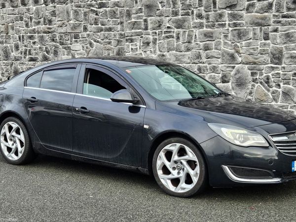 Vauxhall Insignia Hatchback, Diesel, 2014, Black