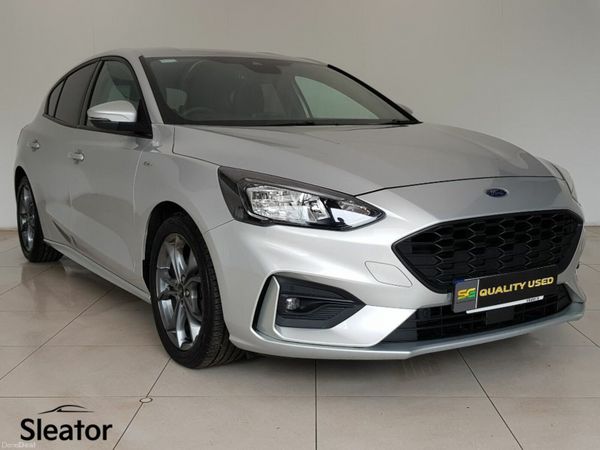 Ford Focus Hatchback, Diesel, 2021, Grey