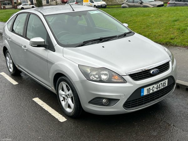 Ford Focus Hatchback, Diesel, 2010, Silver