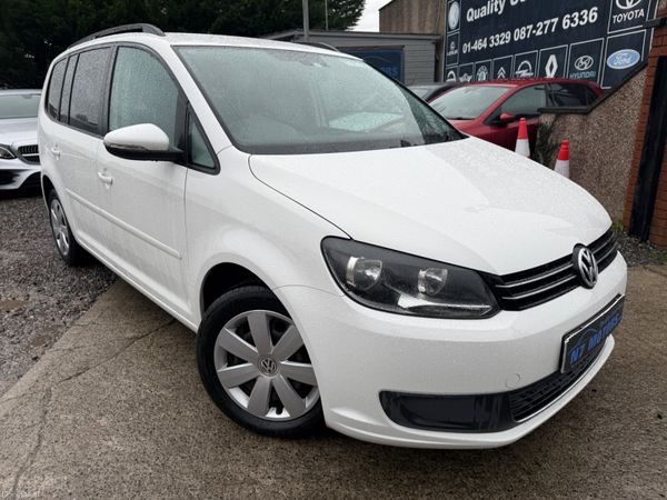 Volkswagen Touran MPV, Petrol, 2013, White
