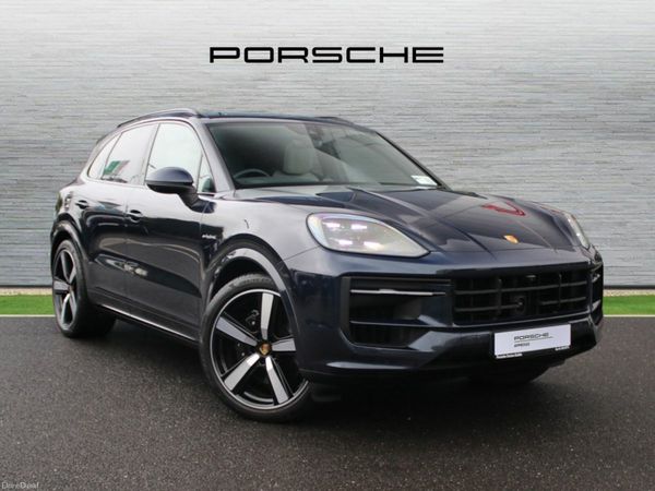 Porsche Cayenne SUV, Petrol Plug-in Hybrid, 2024, Blue