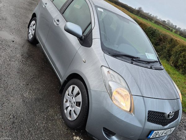 Toyota Yaris Hatchback, Petrol, 2008, Silver