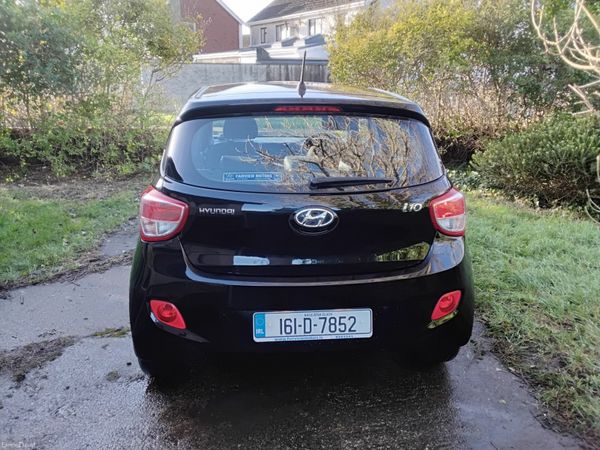 Hyundai i10 Hatchback, Petrol, 2016, Black