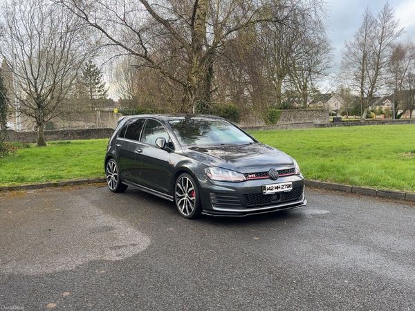 Volkswagen Golf Hatchback, Petrol, 2014, Grey