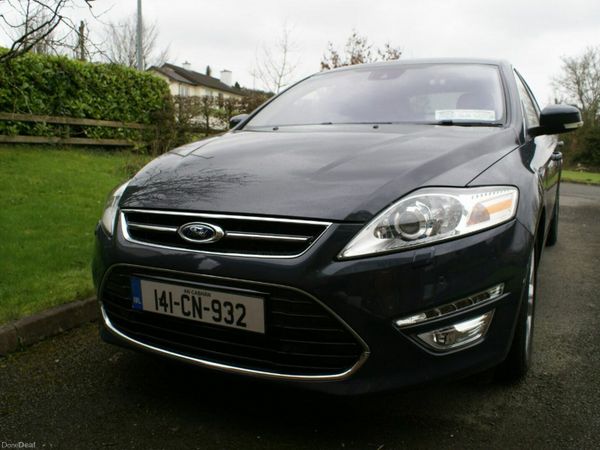 Ford Mondeo Hatchback, Diesel, 2014, Grey