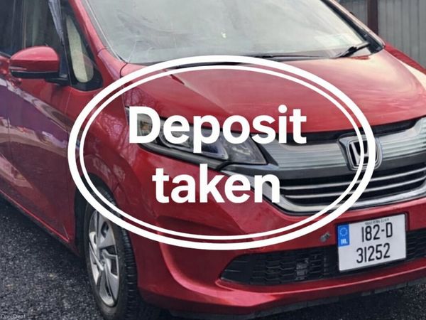 Honda Freed MPV, Petrol Hybrid, 2018, Red