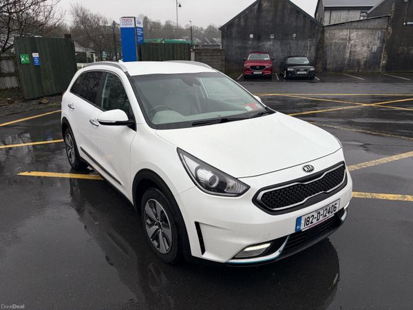 Kia Niro SUV, Petrol Plug-in Hybrid, 2018, White