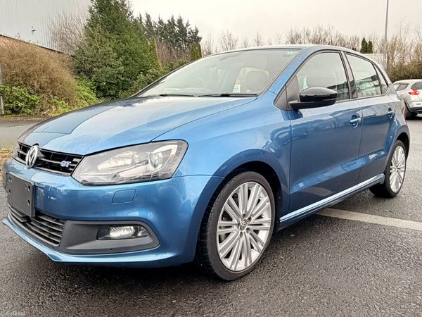 Volkswagen Polo Hatchback, Petrol, 2014, Blue