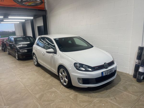 Volkswagen Golf Hatchback, Petrol, 2011, Black