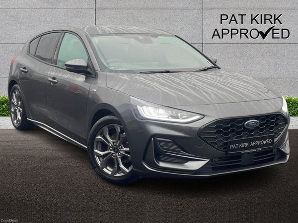 Ford Focus Hatchback, Petrol, 2024, Grey