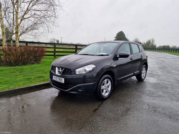 Nissan Qashqai Hatchback, Petrol, 2011, Black