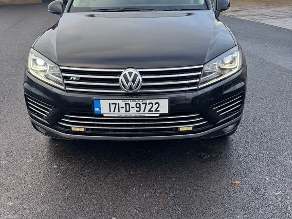 Volkswagen Touareg SUV, Diesel, 2017, Black