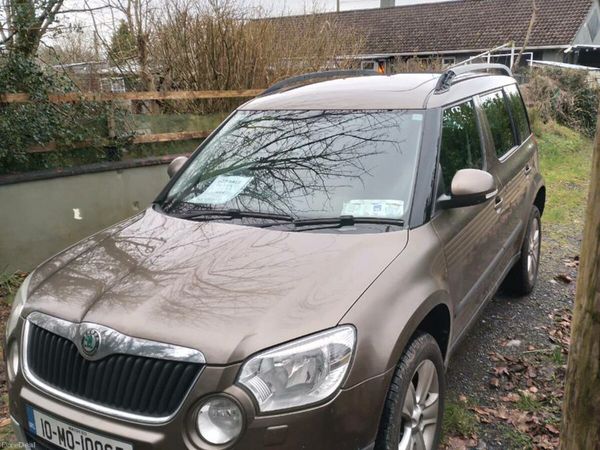 Skoda Yeti SUV, Diesel, 2010, Brown