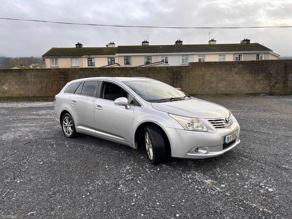 Toyota Avensis Estate, Diesel, 2010, Silver